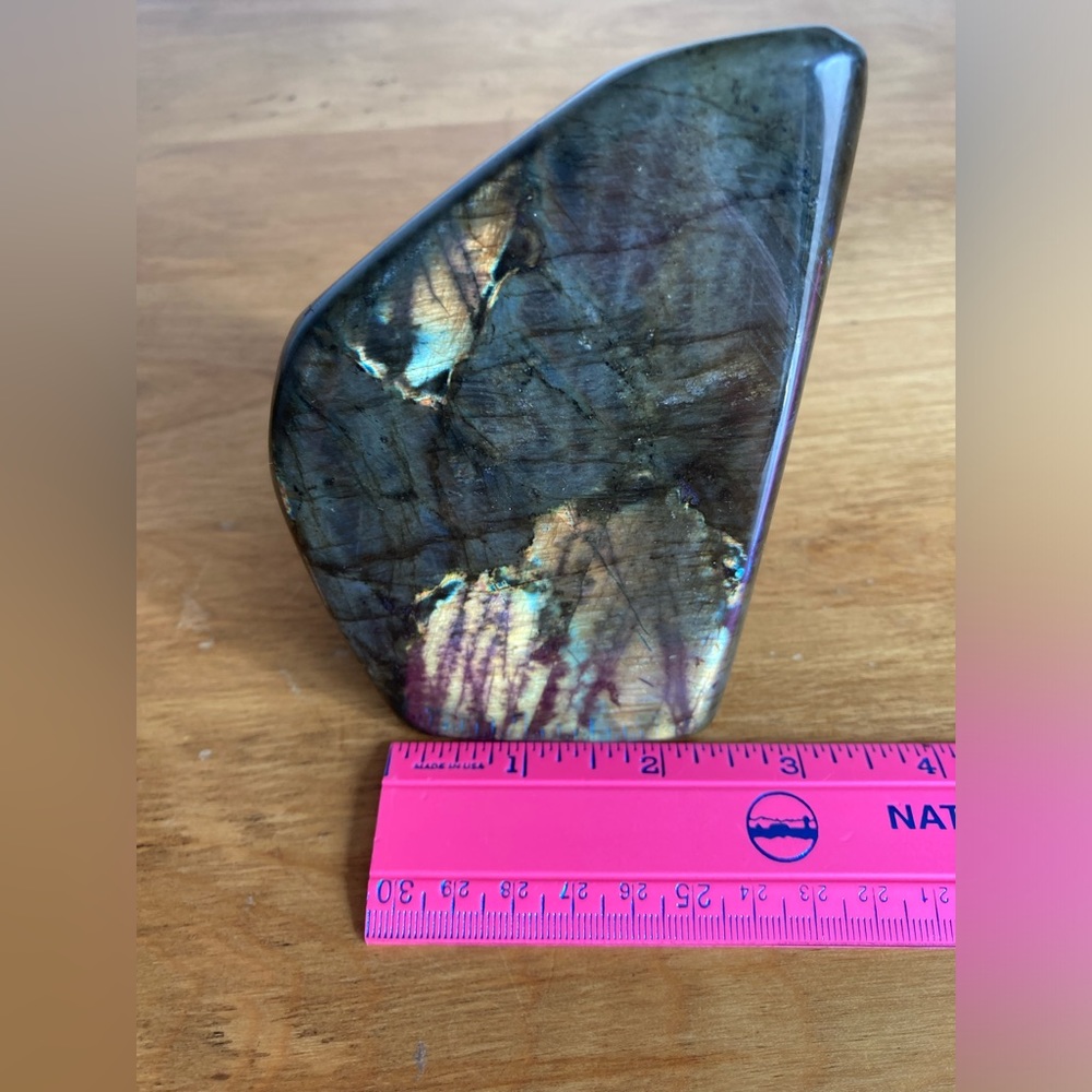 Labradorite - Picture 8 of 16